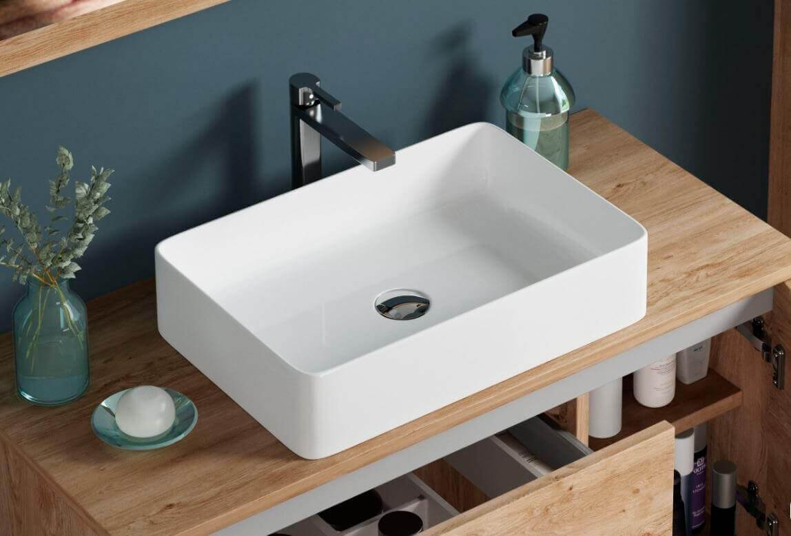 Lavabo blanco rectangular